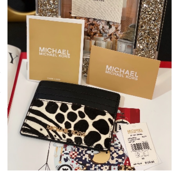 Michael Kors Black and White Card Holder - Picture 1 of 5